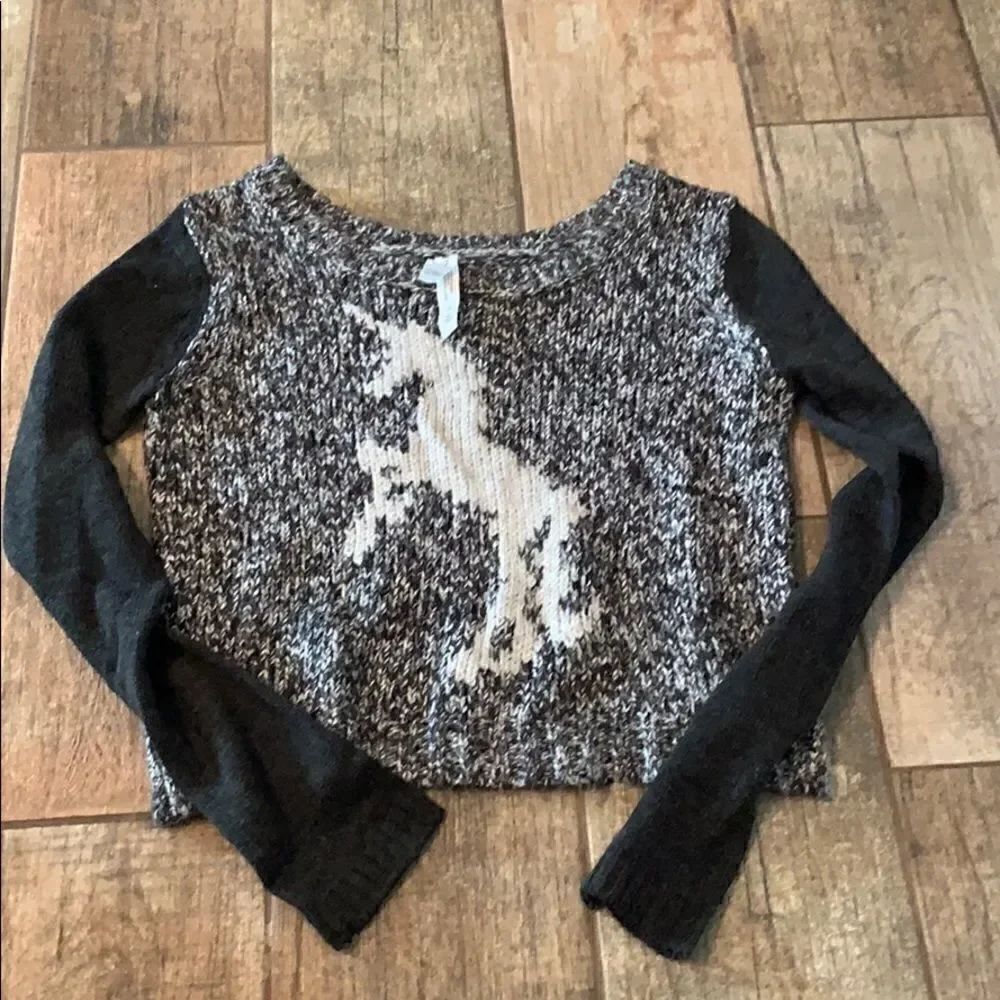 🌼🌼Bethany Mota sweater🌼🌼